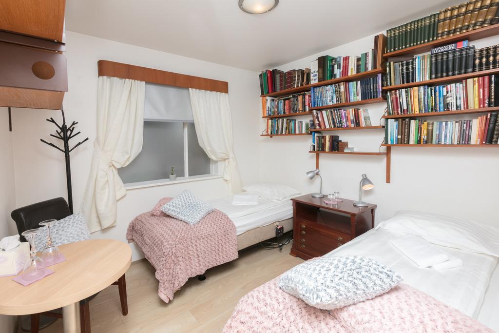 Blomasetrith Homestay ボルガルネース エクステリア 写真