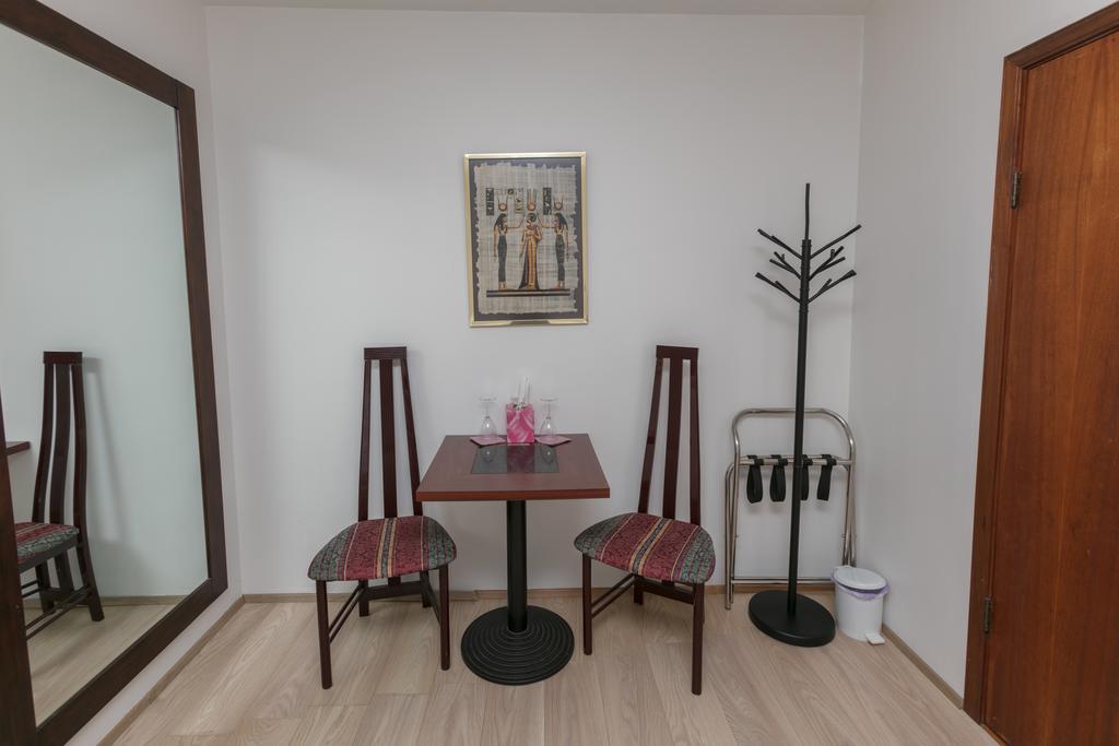 Blomasetrith Homestay ボルガルネース エクステリア 写真