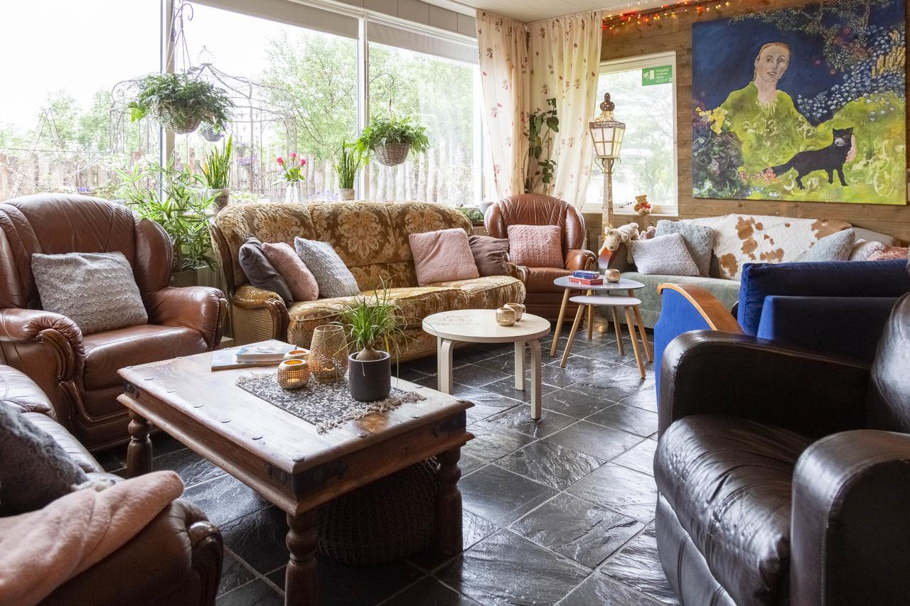 Blomasetrith Homestay ボルガルネース エクステリア 写真